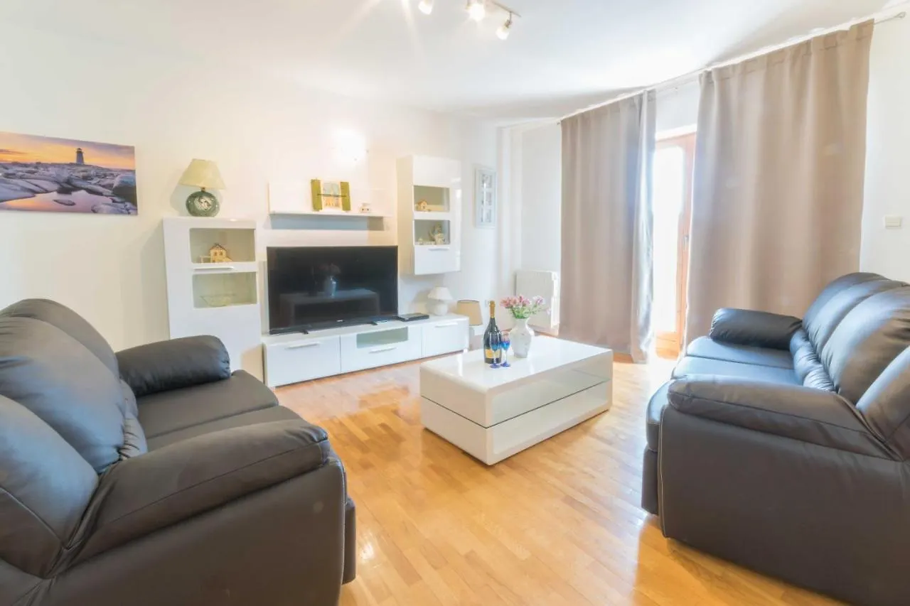 Family Friendly Villa With Pool And Garden Labin  Labin (Istria)