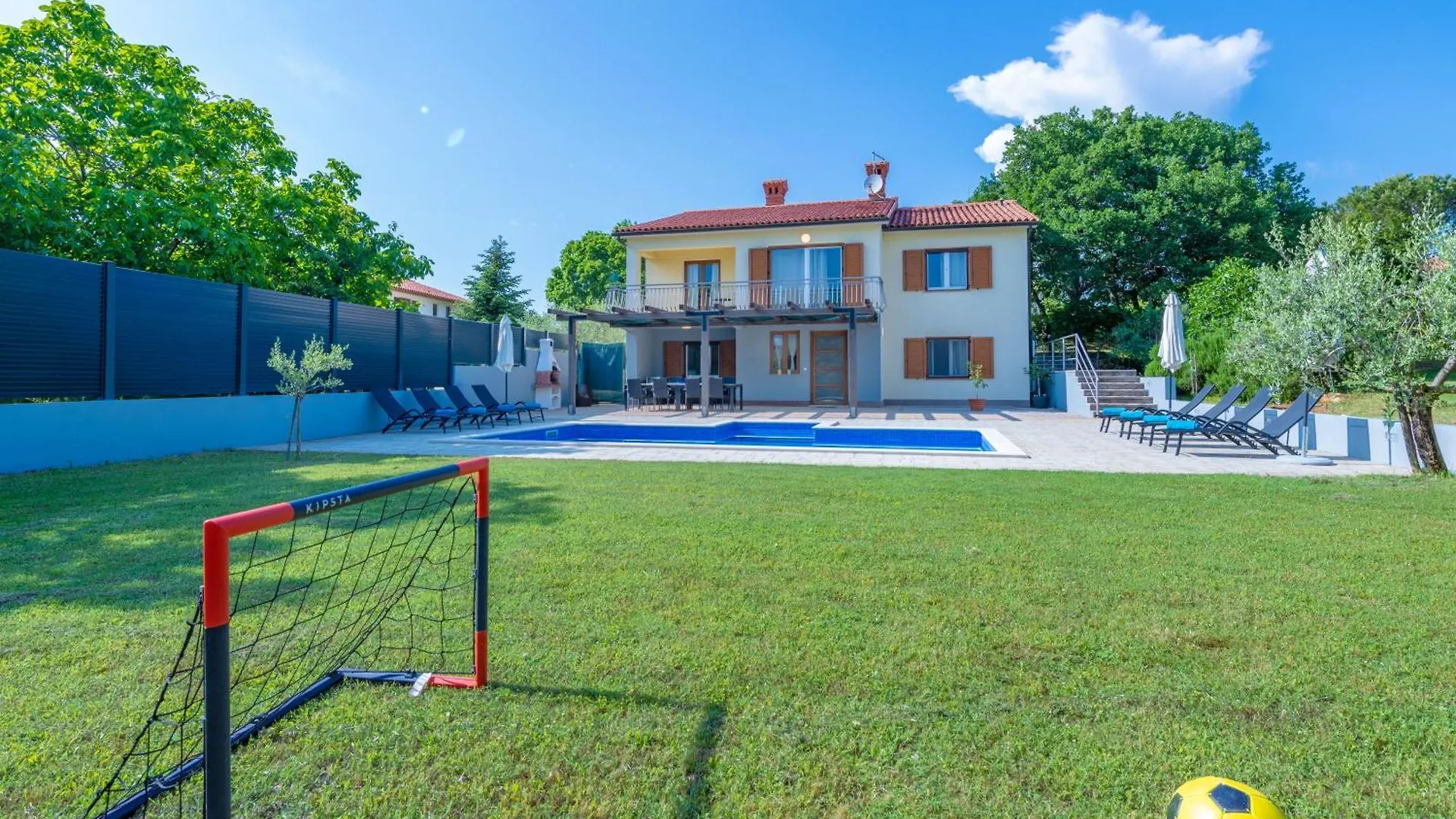 Family Friendly Villa With Pool And Garden Labin  Labin (Istria)
